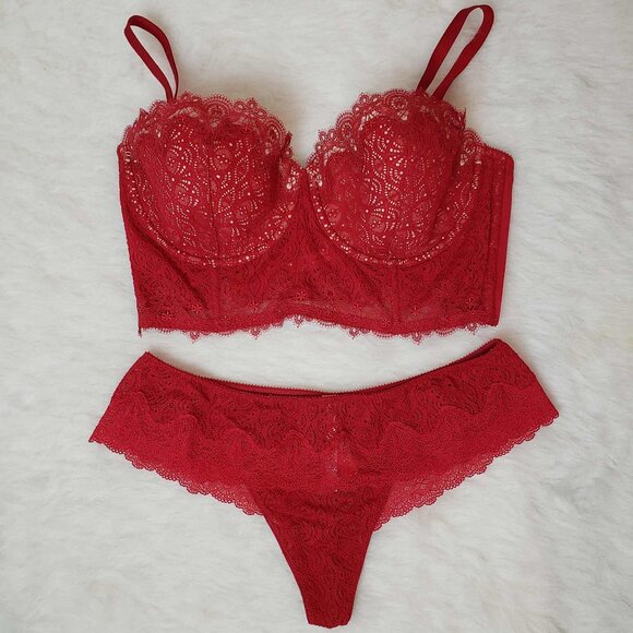 Victoria's Secret Dream Angels Sexy Lacy Convertible Bustier + Thong Panty Set - Picture 1 of 16